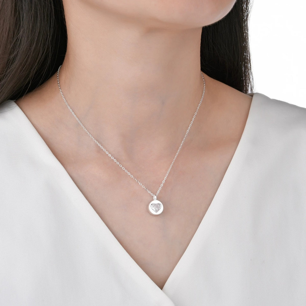 Collar Corazón Con Punto de Luz - Plata