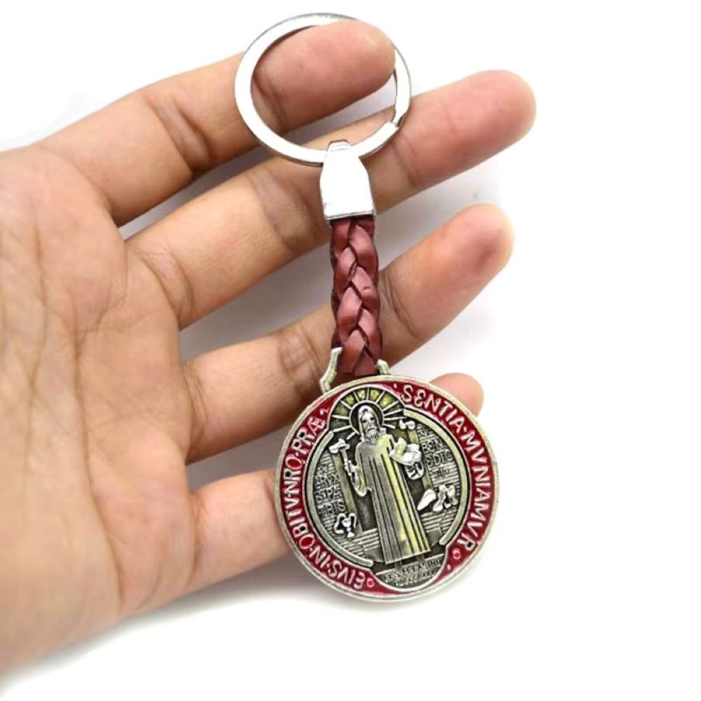 Llavero Medalla de San Benito - Cuero