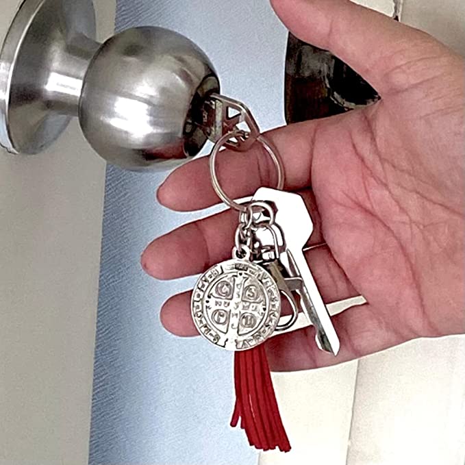Llavero Medalla San Benito - Rojo