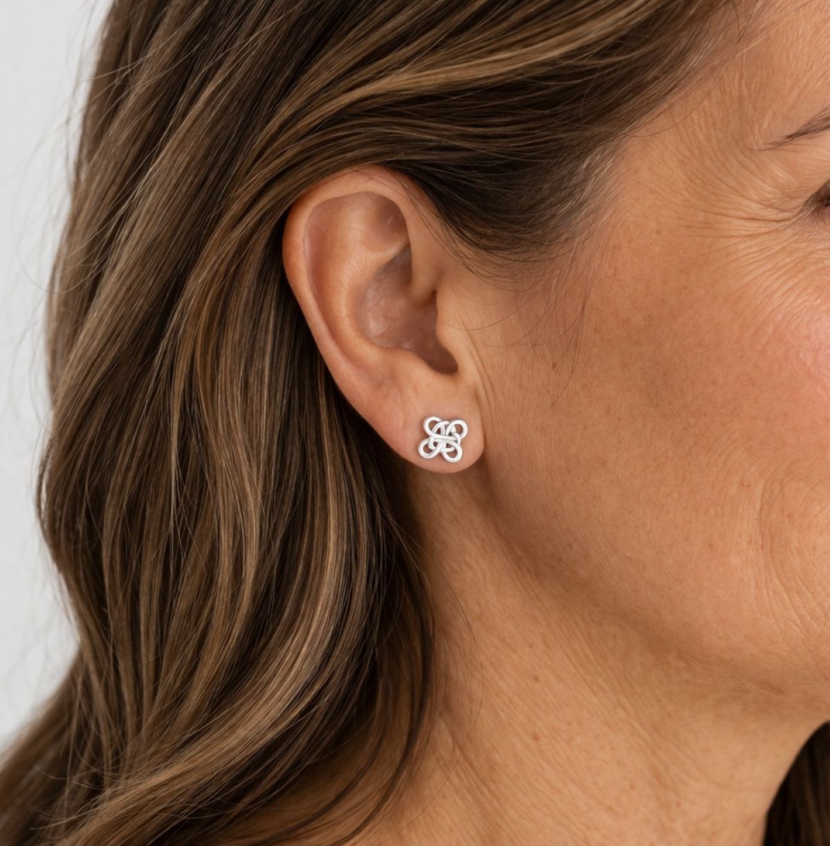 Aretes Cruz Corazón Nudo - Plata