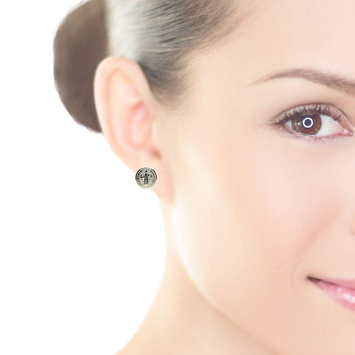 Arete Medalla de San Benito 10mm - Plata