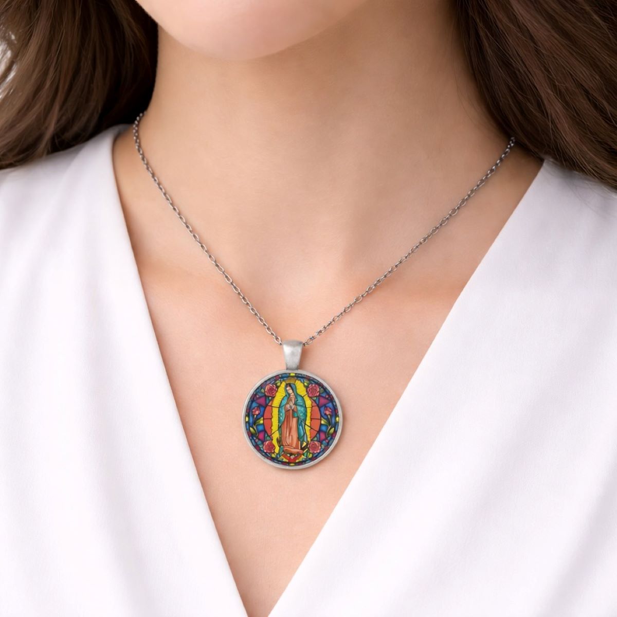 Collar Virgen de Guadalupe Tipo Vitral - Bijoutería