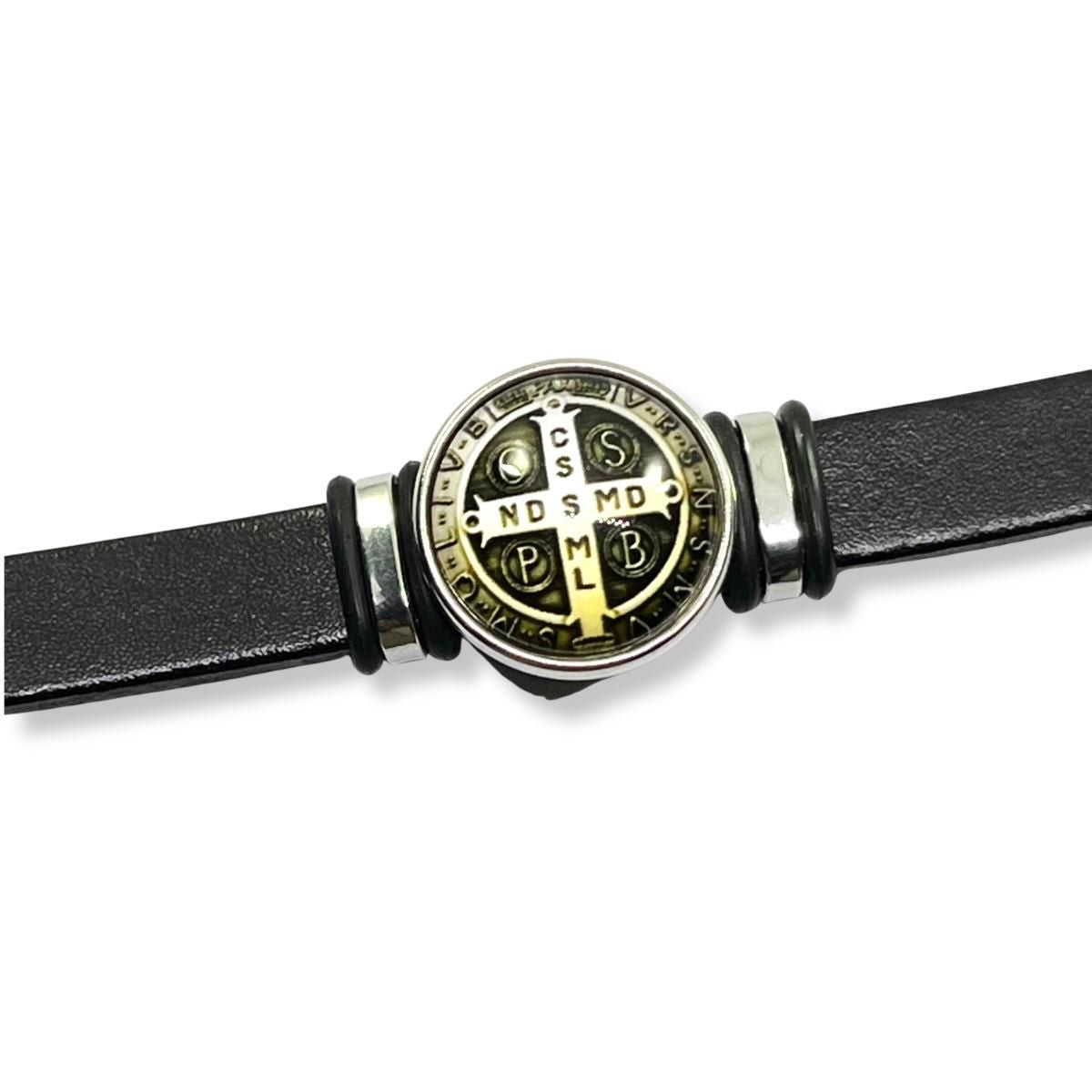 Pulsera Cruz de San Benito - Cuero y Acero